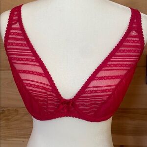 L'Agent Agent Provocateur Elegant Red Lace Bra NWOT